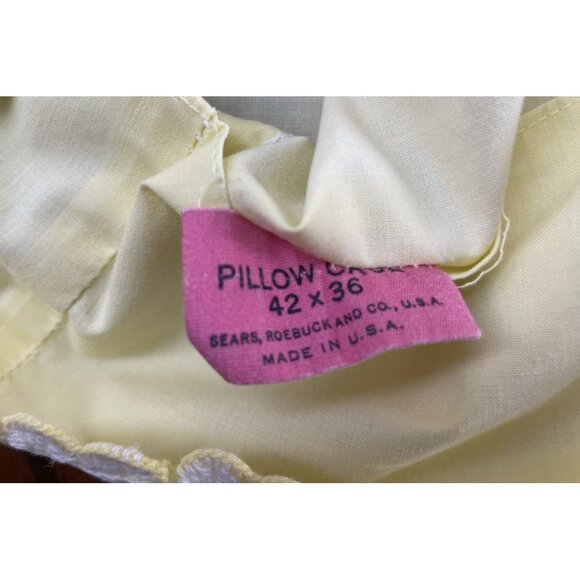 Sears Perma-Prest Pillowcase 2 Yellow w/ White Crochet Trim 42" x 36" Vtg READ - Picture 5 of 12